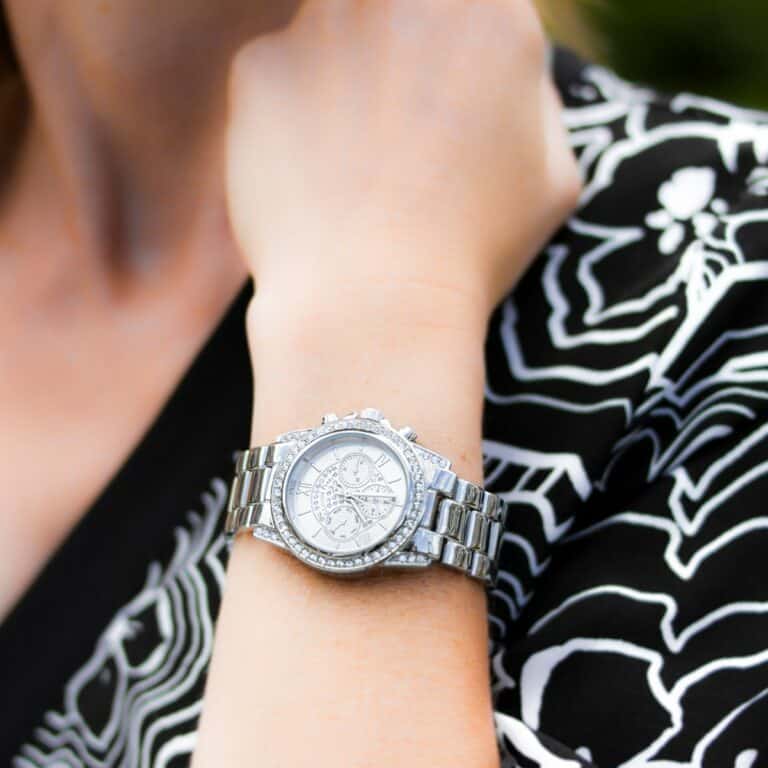 Montre Femme Louise Pearl ornée de Cristaux Swarovski® Argenté LP19