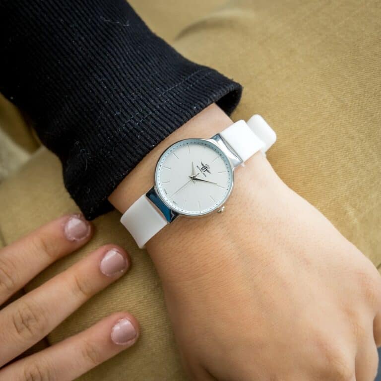 Montre Tendance Femme Blanc M. JOHN