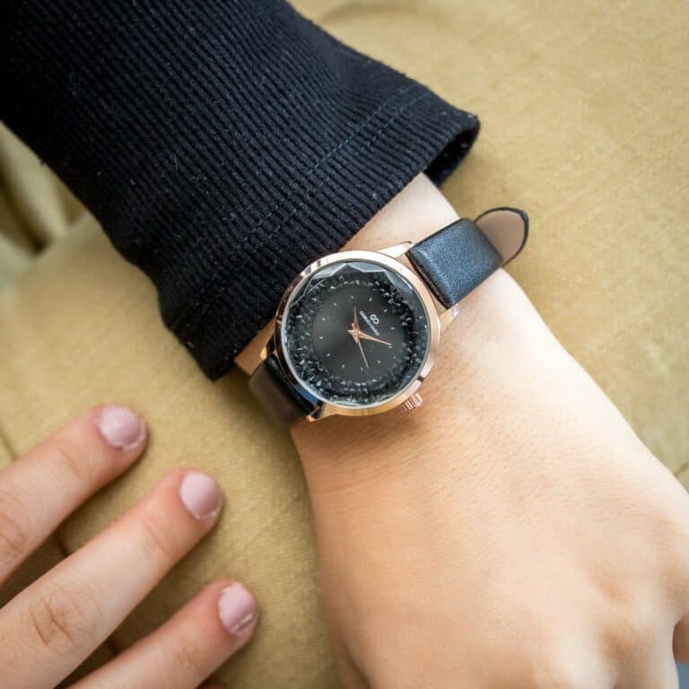 Montre Femme Noir avec Strass GIORGIO