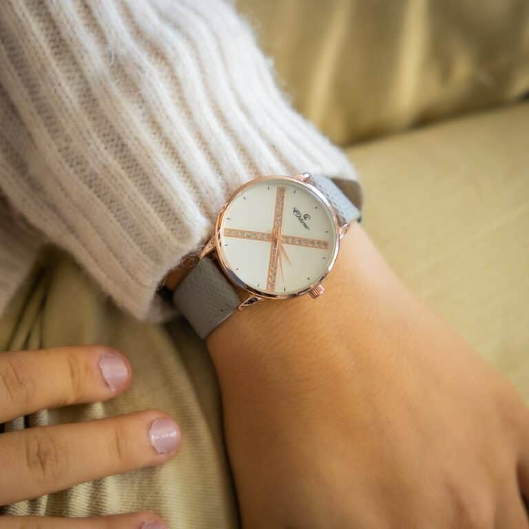 Montre Femme Gris Strass CHTIME