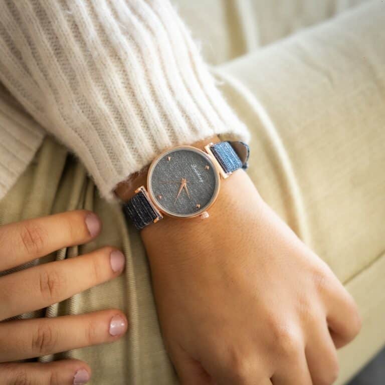 Montre Femme Bleu Strass CHTIME