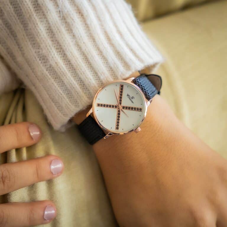 Montre Femme Noir Strass CHTIME