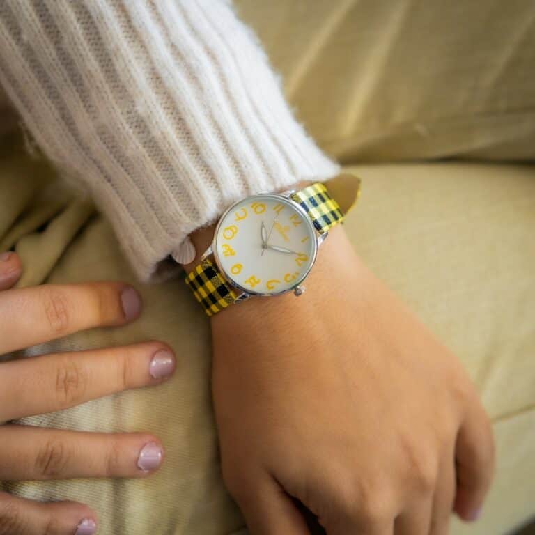 Superbe Montre Femme Jaune CHTIME