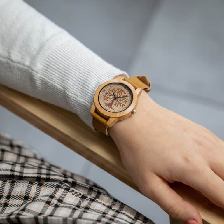 Sublime Montre Femme Couleur Brun Bois CHTIME