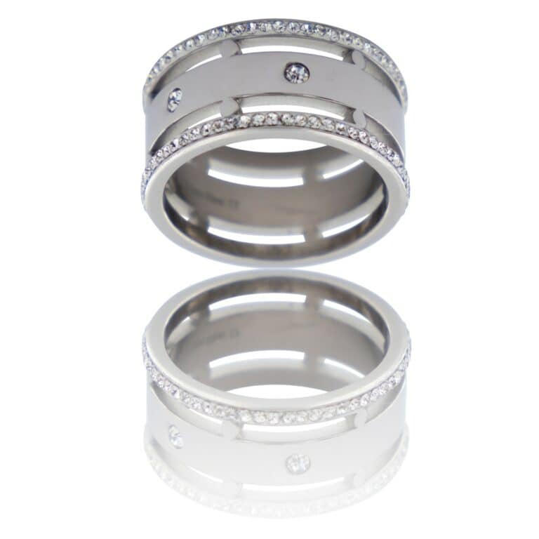 Magnifique Bague Femme Ornée Zirconium AUCUBA