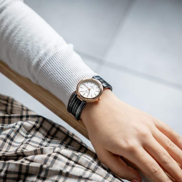 Montre Femme en Métal et Plastique Strass GIORGIO