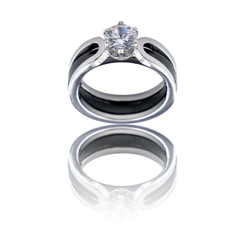 Coffret Bague Femme Trois en Une en Céramique Ornée Zirconium