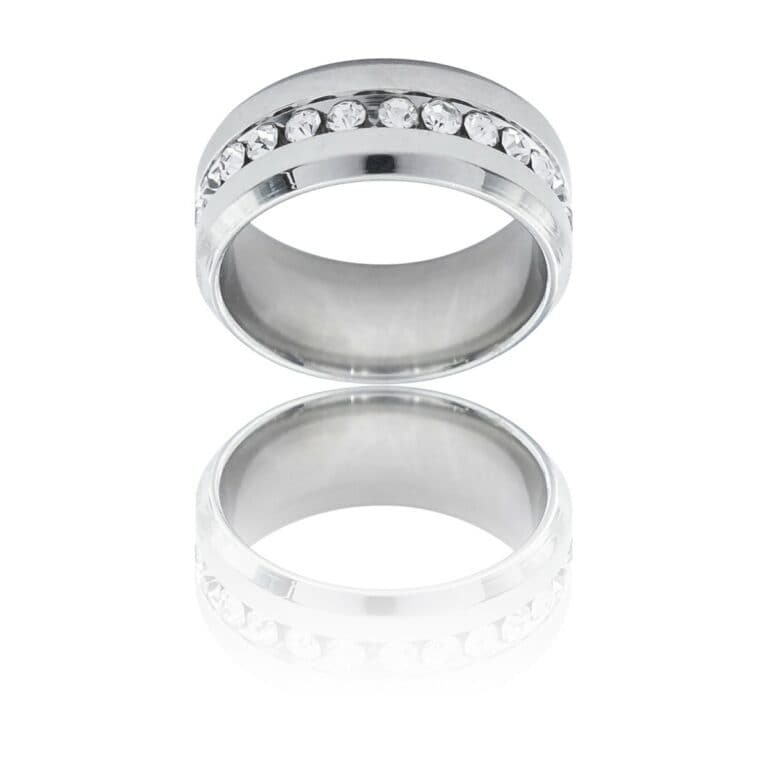 Magnifique Bague Femme Acier Ornée Strass