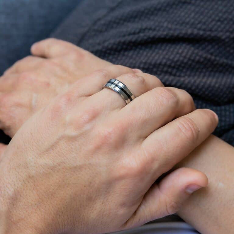 Jolie Bague Anneau pour Homme Acier ILNUS