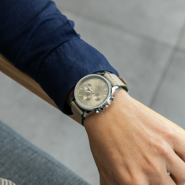 Superbe Montre d'Homme Tissu Beige GIORGIO