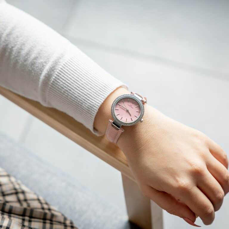 Votre Montre Femme en Rose GIORGIO