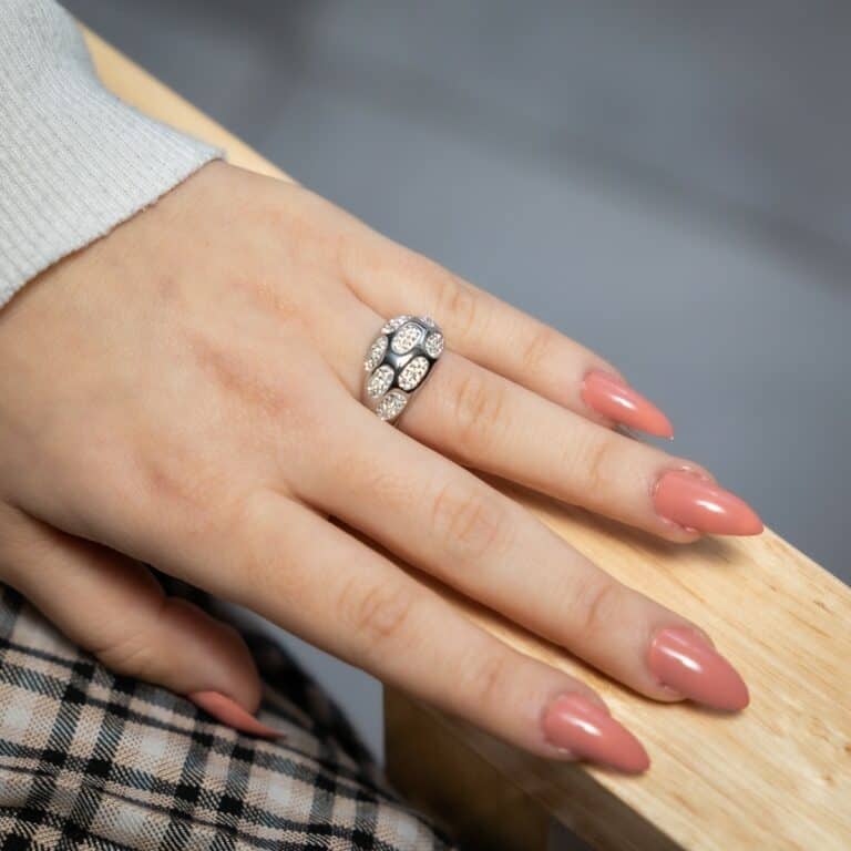 Bague de Femme fashion Ornée Zirconium SYRINGA