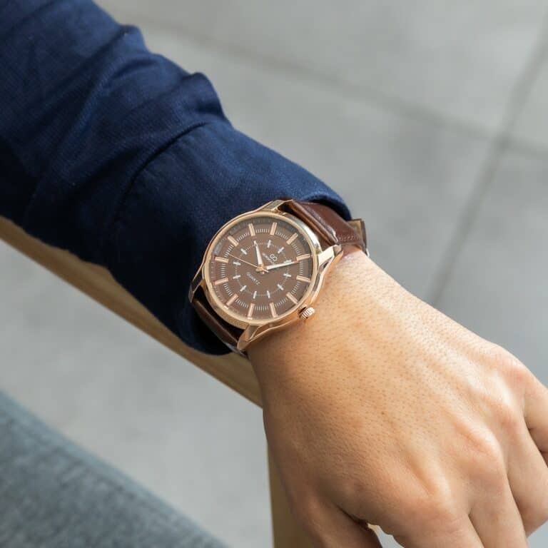 Montre pour Homme au Bracelet Chocolat GIORGIO