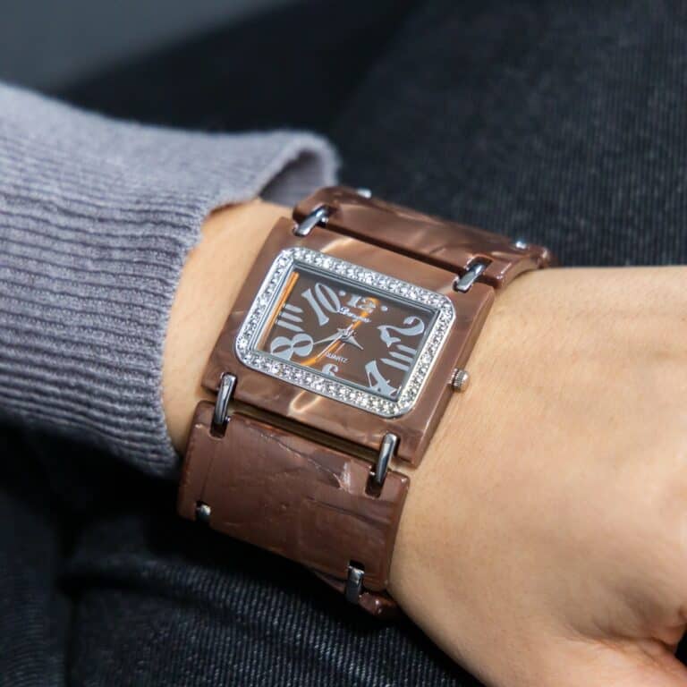 Montre Femme en Métal Plastique Marron CHTIME