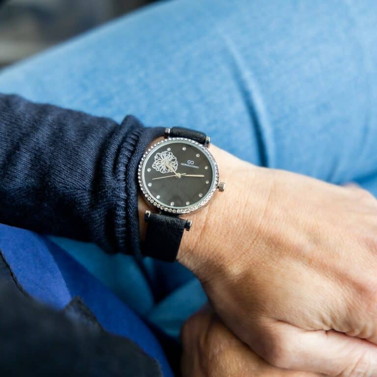 Votre Montre Femme Bracelet Noir GIORGIO