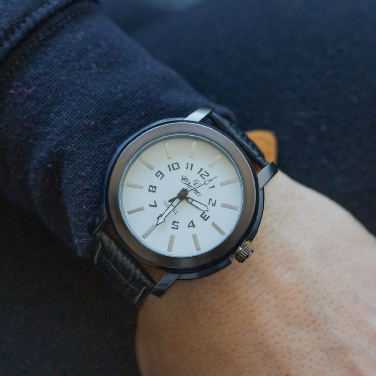 Votre Montre Homme Noir CHTIME