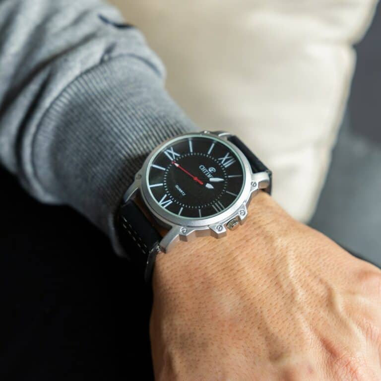 Montre Pas Chère pour Homme Noir CHTIME