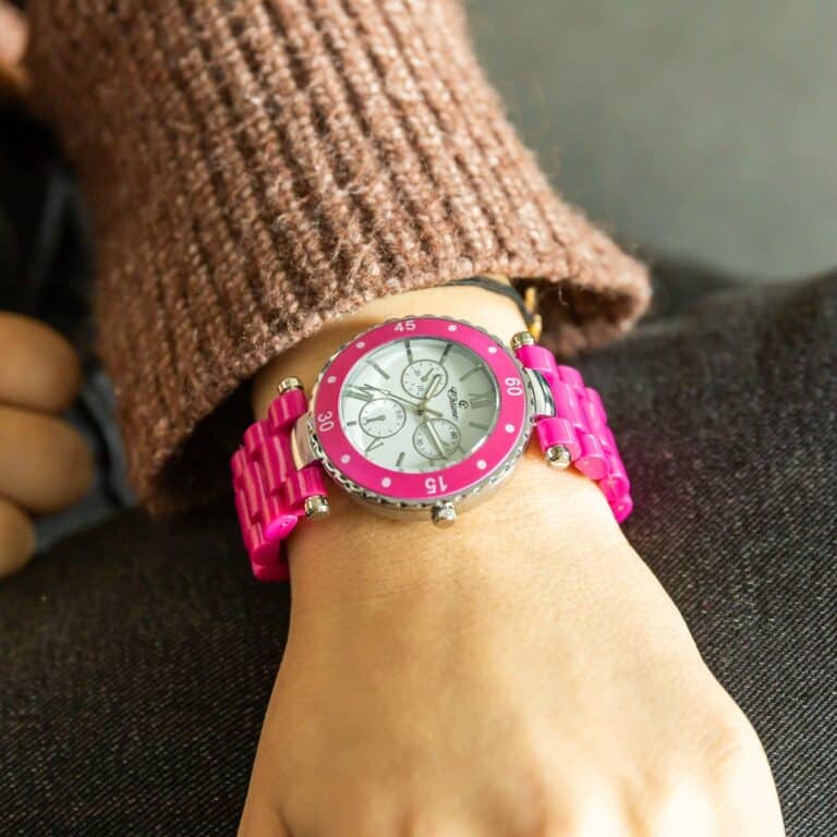 Votre Montre Femme au Plastique Rose CHTIME