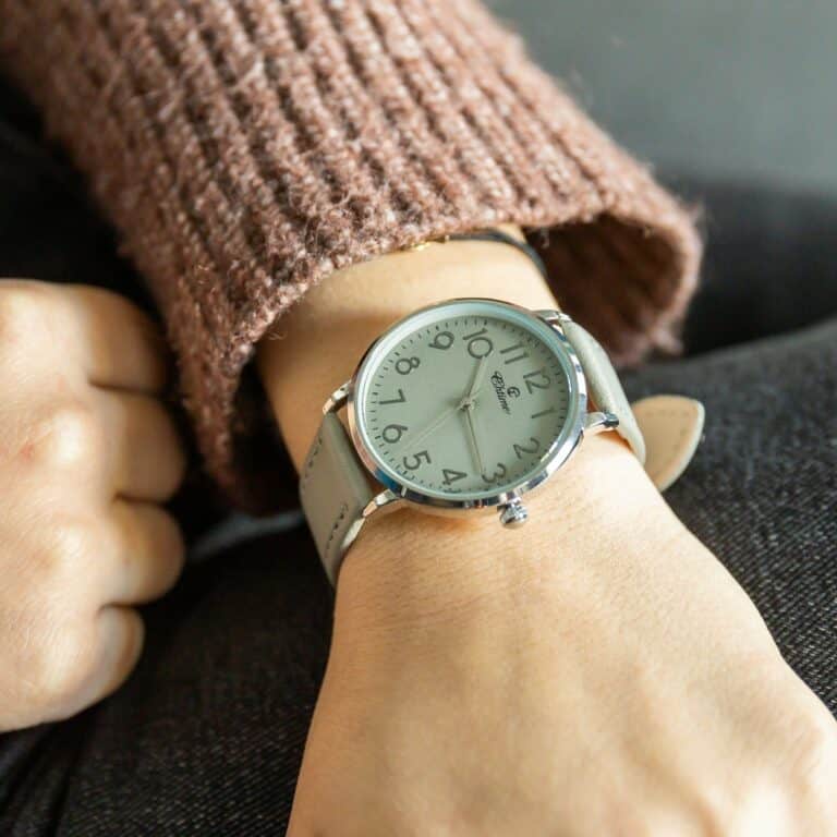 Magnifique Montre Femme Gris CHTIME