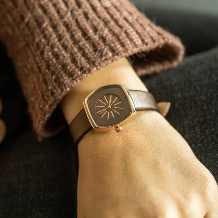 Montre Femme Tendance Marron COMELY