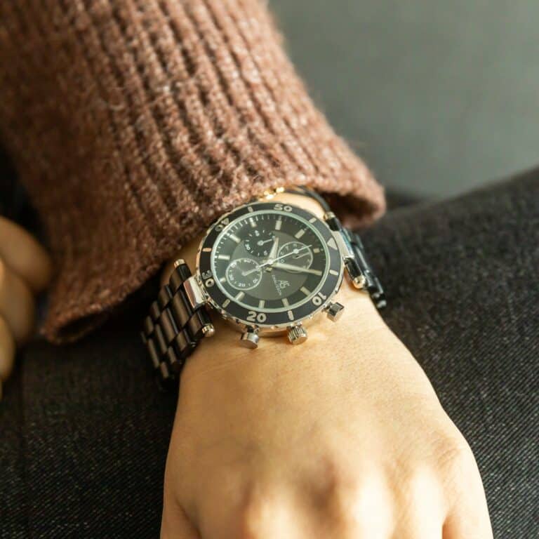 Elégante Montre Femme Plastique Noir CHTIME