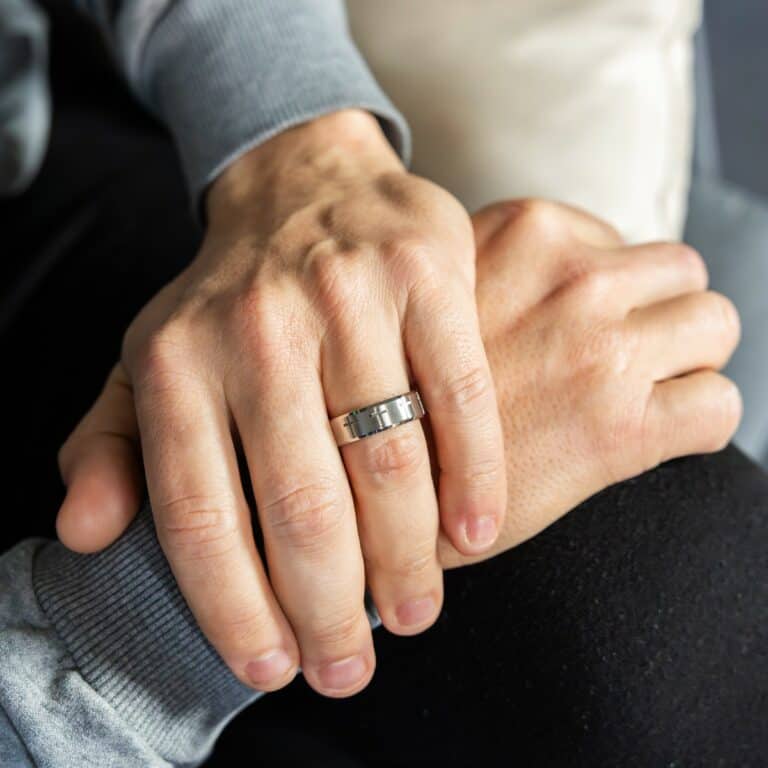 Bague Anneau Homme en Acier Argenté