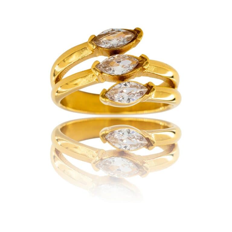 Jolie Bague Femme Acier Couleur Doré Ornée Zirconium