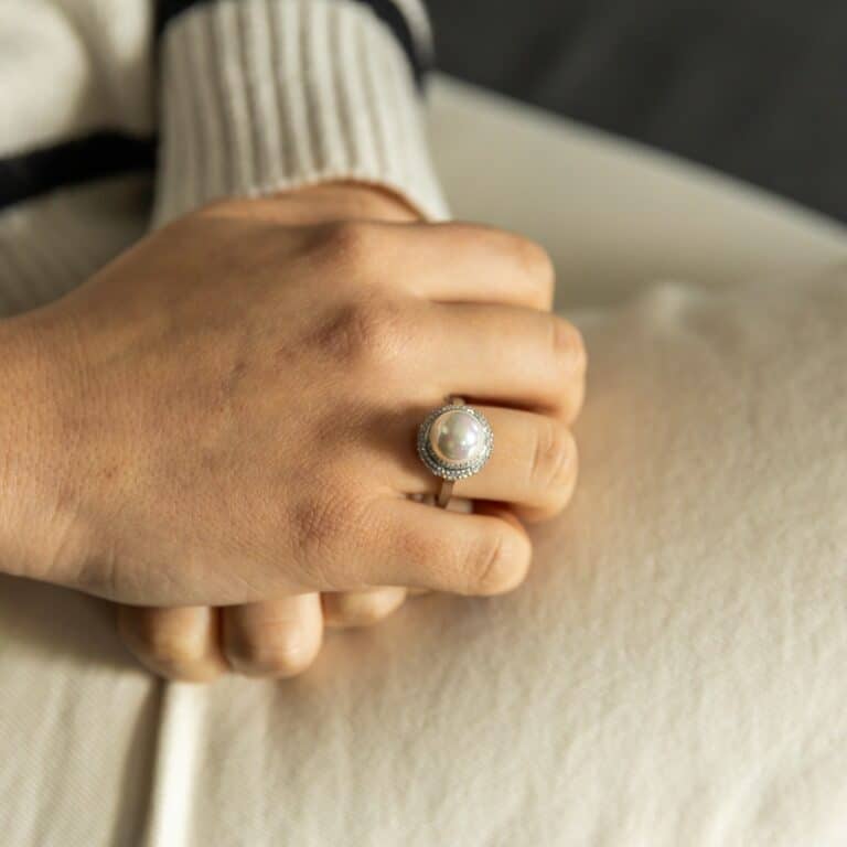 Bague Femme Acier avec Perle Ornée Zirconium