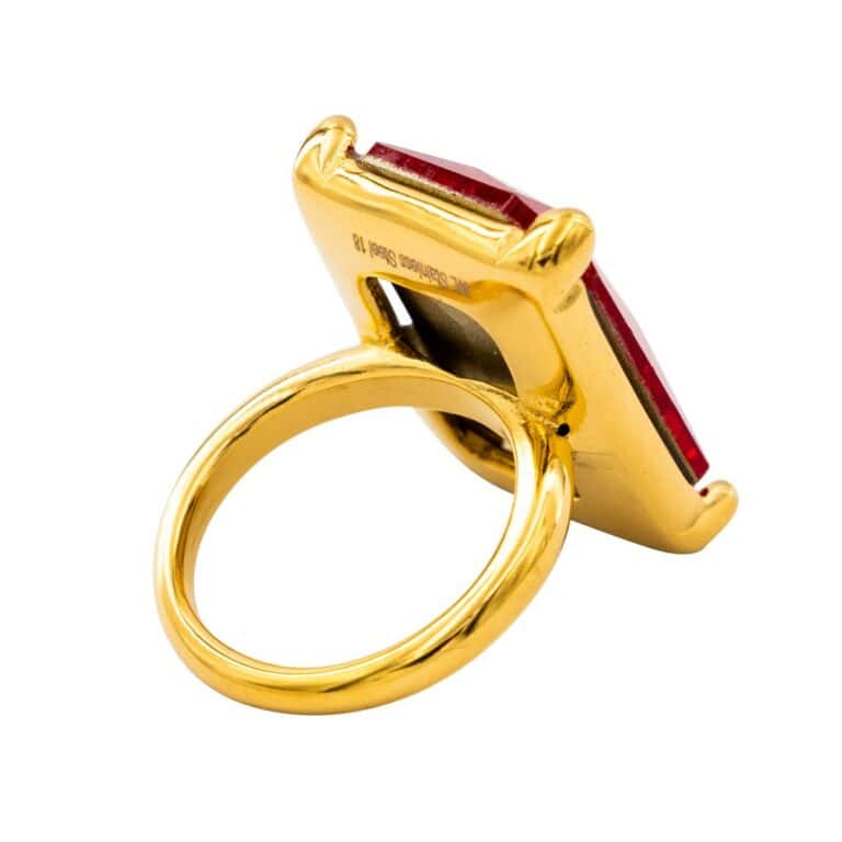 Bague de Femme Métal Doré Ornée avec Zirconium Rouge