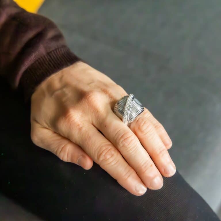Bague Tendance Femme Métal Ornée avec Zirconium