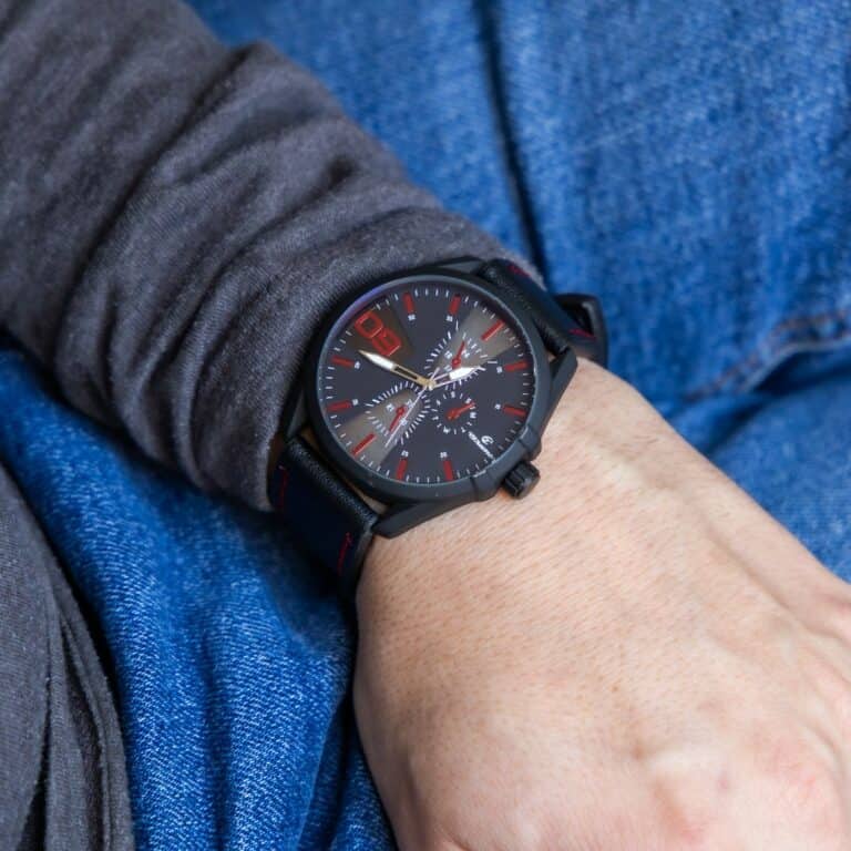 Votre Montre Homme Bracelet Noir CHTIME