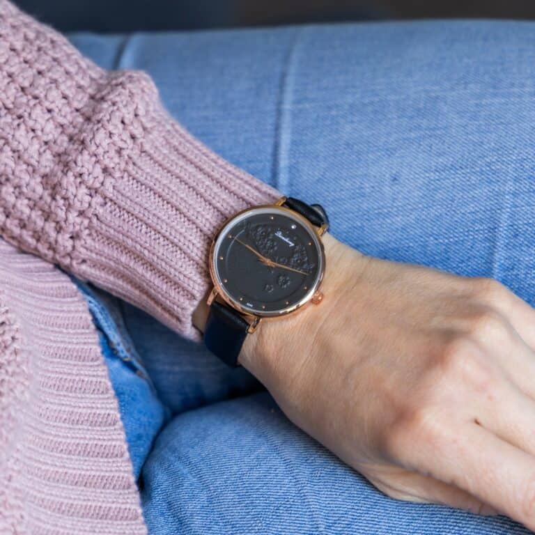 Votre Montre pour Femme Noir CHTIME